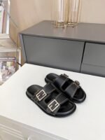 Fendi Feel Leather Slides Black - Image 9