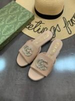 Gucci Double G Slippers Leather Beaded In Beige - Image 3