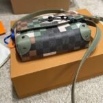 Louis Vuitton Steamer Wearable Wallet Damier Green 17Cm M83172 - Image 5
