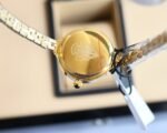 Gucci Ladies Watch Round Case With Slim Dial Gold In Multi Color 22Mm - Image 7