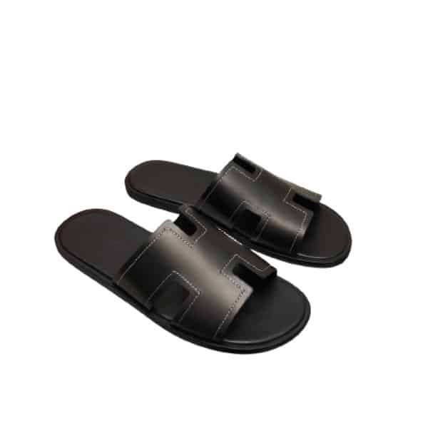xr:d:DAFp4f9JdKc:45,j:3170932033402122725,t:23072802 Hermes Izmir Sandal Black - Image 1