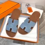 Hermes Izmir Sandal Bleu Clair H221819Zhcb400 - Image 8