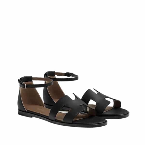 xr:d:DAFoTs-XpOY:699,j:4726924682734987727,t:23071804 Hermes Santorini Sandal Black H182139Z02420 - Image 1
