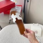 Hermès Oran Sandals Stitching In Brown And White - Image 7