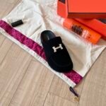 Hermès Go Mule H Sandal In Black - Image 3
