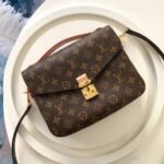 [Super Vip 1:1] Louis Vuitton Pochette Métis Monogram Canvas 25Cm M44875 - Image 2