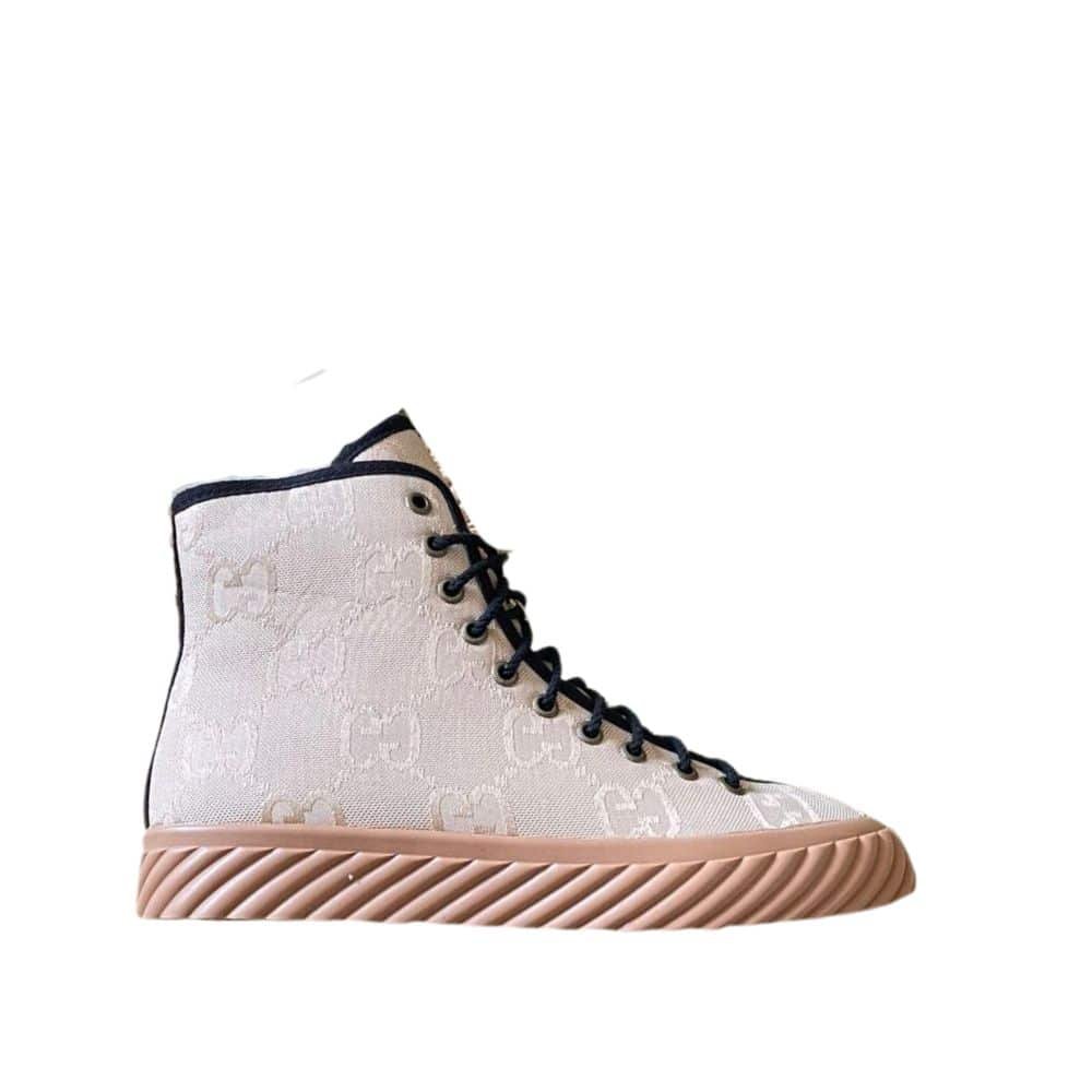 xr:d:DAFy0M-Gj-4:703,j:7074438378851546359,t:23111509 Gucci All Over Gg Logo High Top Sneaker Beige - Image 1