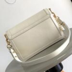 [Super Vip 1:1] Louis Vuitton Dauphine Soft MM White 24Cm M25050 - Image 4