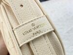 Louis Vuitton Mini Moon White 20Cm M82519 - Image 7