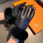 Louis Vuitton Leather Gloves Lv Embroidery With Fur Black - Image 5