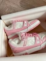 Louis Vuitton Lv Trainer Sneaker Pink Rose 1Aboek - Image 6