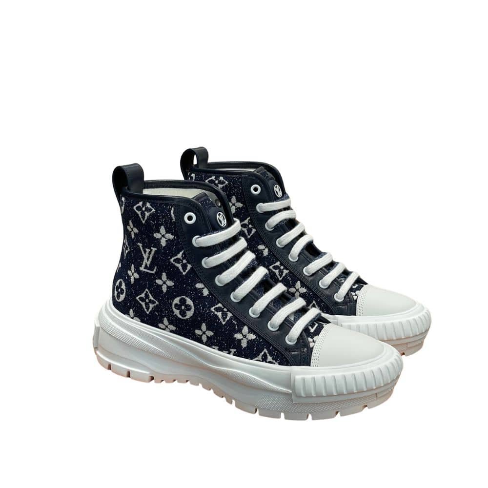 xr:d:DAFy0M-Gj-4:1166,j:6425921274269686832,t:23112710 Louis Vuitton Squad Sneaker Monogram Black - Image 1