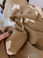 Louis Vuitton Reykjavik Scarf Beige M76067 - Image 3