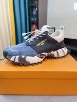 Louis Vuitton Sneaker Be To One Blue - Image 9