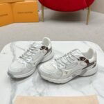 Louis Vuitton Lv Olympia Sneaker Blanc 1Ahoeu - Image 2