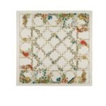 Gucci Print Silk Twill Carré Animal And Floral Ivory 90Cm 777353 3G001 9200