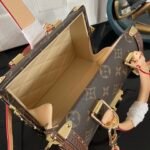 [Super Vip 1:1] Louis Vuitton Speedy Trunk Box Bag 20 Monogram Brown 21Cm M11154 - Image 9