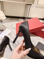 Valentino Garavani One Stud Pump With Crystals Black 1W2S0Fh8Xic Edm - Image 2
