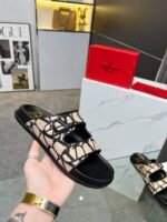 Valentino Garavani Vlogo Toile Iconographe Sandal Black Beige - Image 4