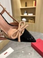 Valentino Rockstud Bow 100 Patent Slingback Pump Black Pink Ws0Ib8Tzen71 - Image 2