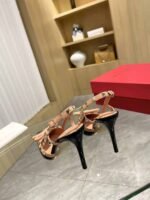 Valentino Rockstud Bow 100 Patent Slingback Pump Black Pink Ws0Ib8Tzen71 - Image 9