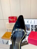 Valentino Garavani Rockstud Couture Pumps Black - Image 3