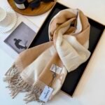 Chanel 24A Half Color Wool Scarf Beige 180Cm - Image 7