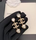 Chanel Pearl Gold Earrings - Image 2