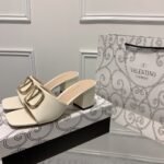 Valentino Vlogo Signature Square Toe Middle Heel White Slide Sandal - Image 7