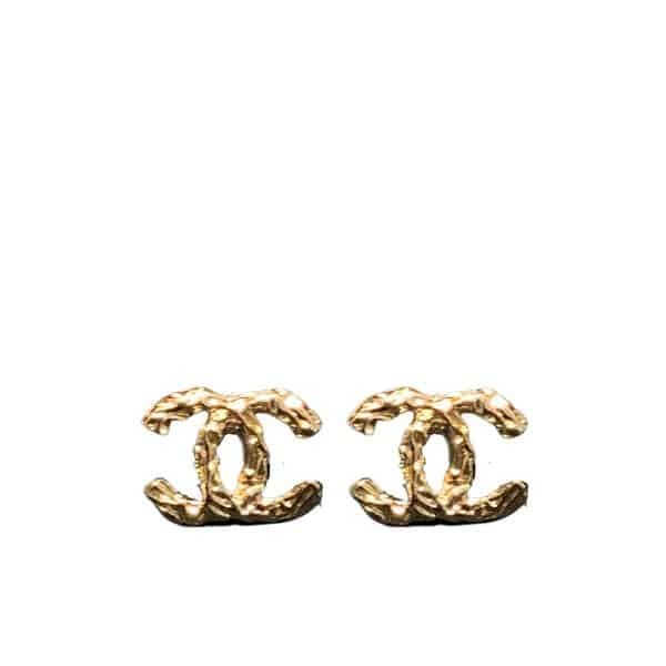 xr:d:DAFu9xTi5qs:1984,j:2256710514192357734,t:23102509 Chanel Cc Earrings Gold - Image 1
