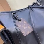 [Super Vip 1:1] Louis Vuitton Carryall Cargo Vibe PM Black 33Cm M24861 - Image 5