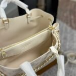 Louis Vuitton Bella Tote Dream Cream 33Cm M15116 - Image 6