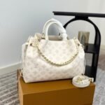 Louis Vuitton Bella Tote Dream Cream 33Cm M15116 - Image 2