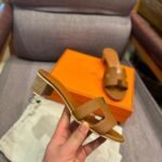 Hermes Oasis Sandals Brown Leather H222203Z 20370 - Image 2