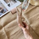 Gucci Women’s Horsebit Pump Beige Leather - Image 4