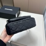 Chanel Shoulder Crossbody Bag With Chain Black 20cm - Image 6