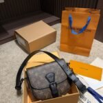 Louis Vuitton Montsouris Messenger PM​ Monogram Macassar Canvas Brown 19Cm M47060 - Image 2