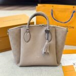 Louis Vuitton Mahina Leather Haumea Bag Beige 30Cm - Image 2