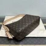 Louis Vuitton Slouchy PM Bag Brown 33cm M11952 - Image 5