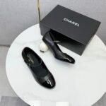 Chanel Mary Janes Patent And Imitation Pearls Black G46775 B22202 94305 - Image 5