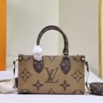 Louis Vuitton Onthego East West Giant Monogram 25Cm M46653 - Image 2