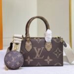Louis Vuitton Onthego East West Giant Monogram 25Cm M46653 - Image 4