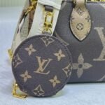 Louis Vuitton Onthego East West Giant Monogram 25Cm M46653 - Image 8