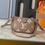 Louis Vuitton Multi Pochette Accessoires Monogram Empreinte Greige 25Cm - Image 3