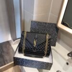 Saint Laurent Envelope Large Mix Matelassé Shoulder Bag Black 31cm 600166BOW911000 - Image 4