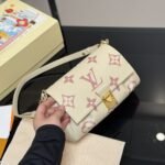 Louis Vuitton Favorite Bag Rose Trianon 23cm M46393 - Image 2