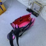 Louis Vuitton Onthego PM Midnight Fuchsia 25Cm - Image 6