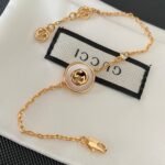 Gucci Interlocking Gg Bracelet Gold Tone 786749 J85i0 8070 - Image 5