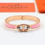 Hermes Mini Clic Anchor Chain Bracelet Rose Gold Tone With Light Pink H209000fo1zpm - Image 2