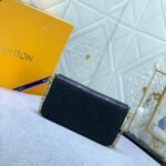 Louis Vuitton Félicie Pochette Monogram Empreinte Leather Crossbody Bag Black 21cm M82477 - Image 4